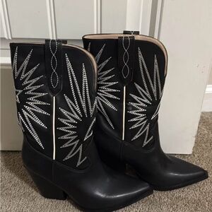 Black and Silver Western Boots